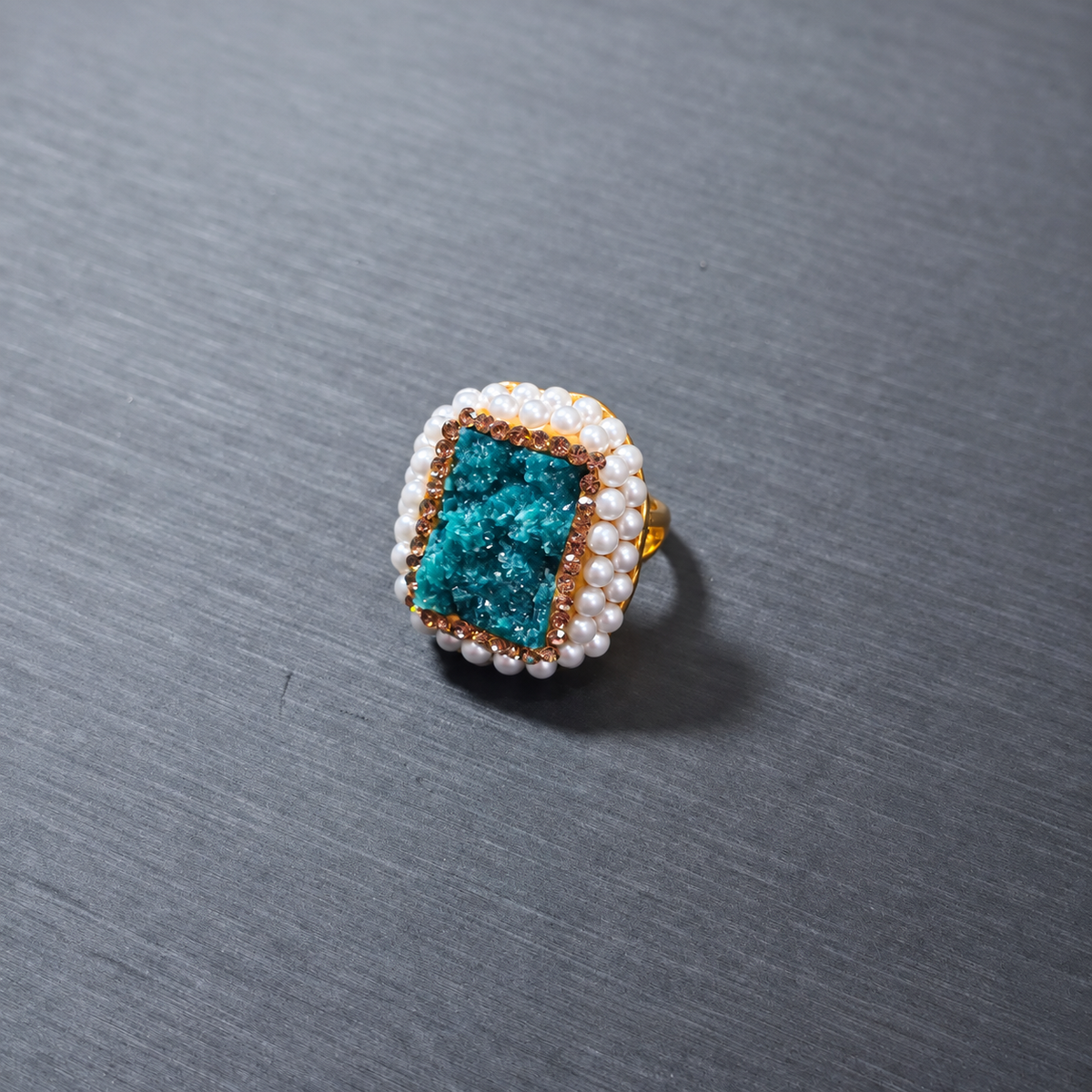 Natural Crystal Stone Rhinestone & Pearl Ring