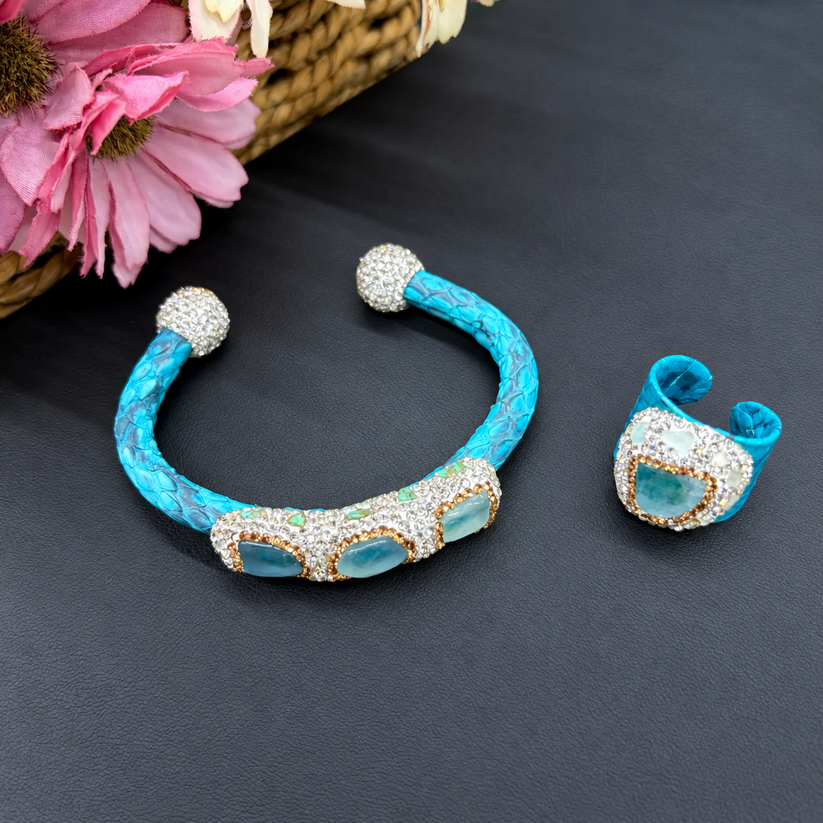Crystal Rhinestone Copper Bangle & Ring 2‑Piece Set, High‑End Elegant Adjustable Open‑Cuff Jewelry, Eco‑Friendly Electroplated（副本）