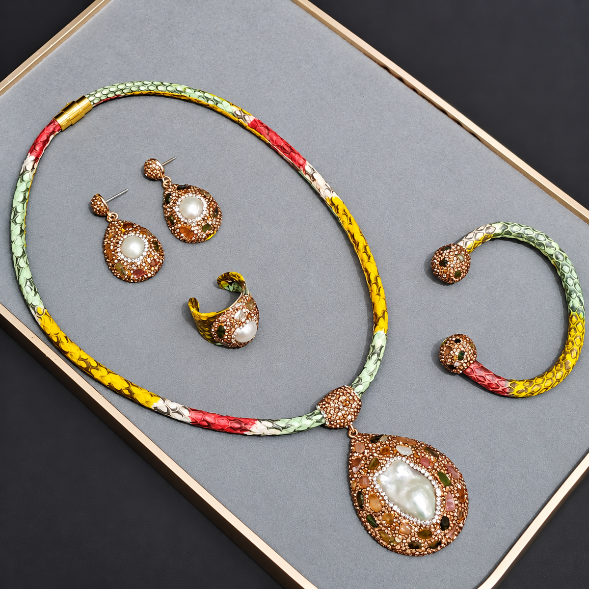 New Arrival Natural Baroque Pearl Rhinestone‑Inlaid Snake Skin 4‑Piece Jewelry Set