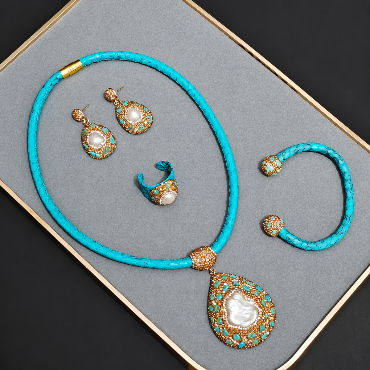 New Arrival Natural Baroque Pearl Rhinestone‑Inlaid Snake Skin 4‑Piece Jewelry Set
