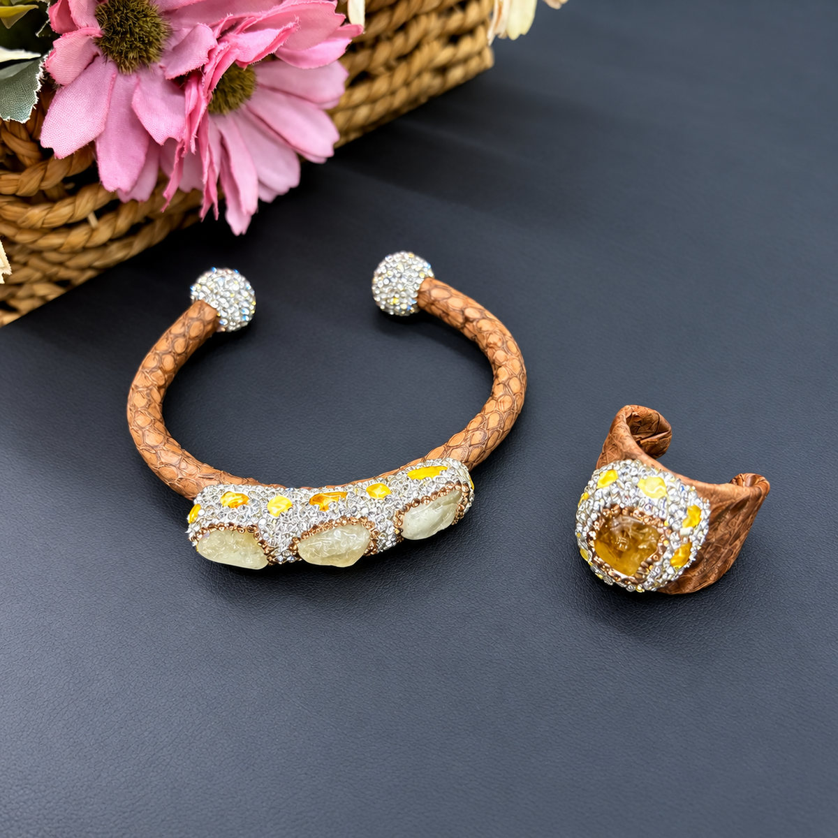 Crystal Rhinestone Copper Bangle & Ring 2‑Piece Set, High‑End Elegant Adjustable Open‑Cuff Jewelry, Eco‑Friendly Electroplated（副本）